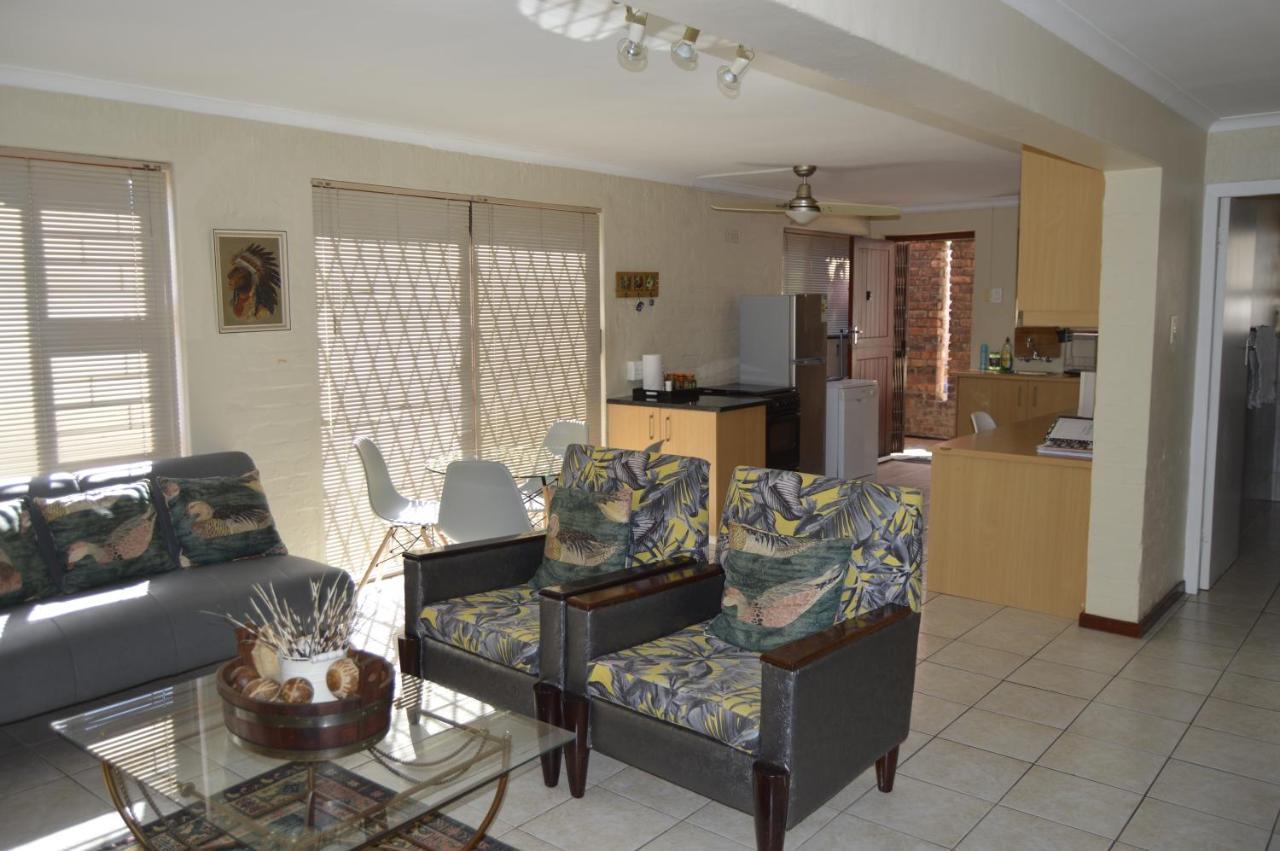 Harbourview Self Catering Apartman Gordonʼs Bay Kültér fotó